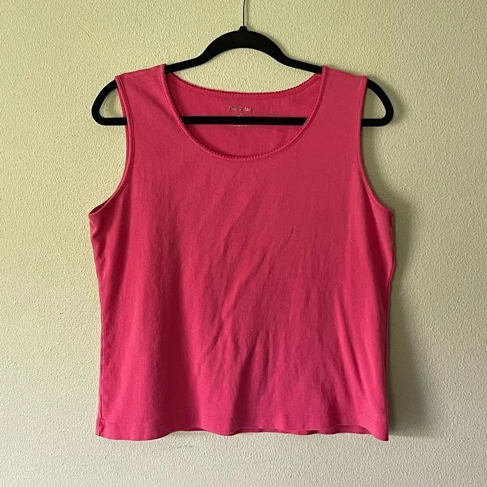 White Stag Pink Sleeveless Cotton Crop Top. Size Large.